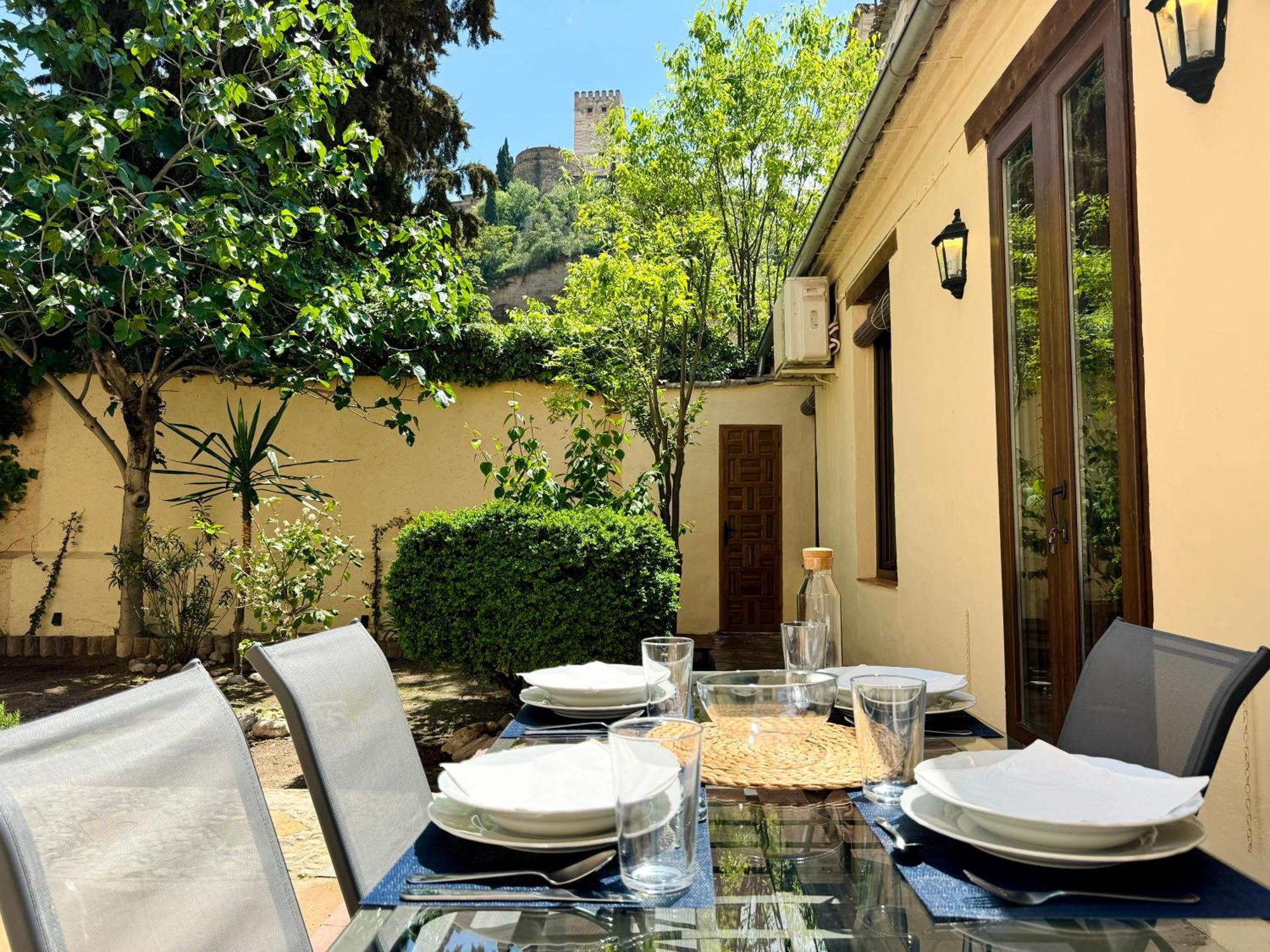 Ferienwohnung Casa Junto A La Alhambra Con Vistas Y Jardin Privado Granada Exterior foto